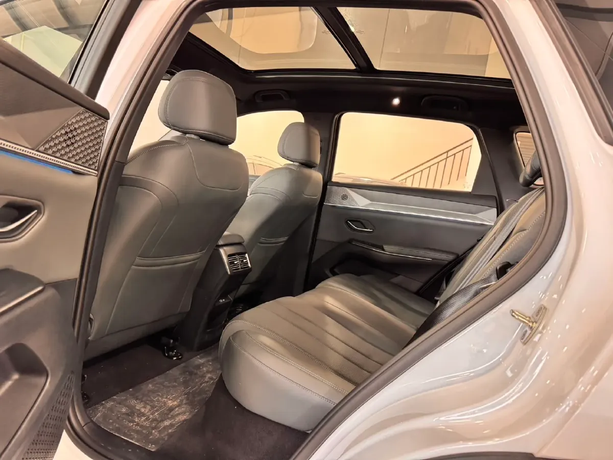 2025 BYD Song Pro 1.5L 101HP L4 E-CVT PHEV 18.3KWH,autocango,china used car exporter,china ev exporter,chinese used car exporter,chinese used ev exporter