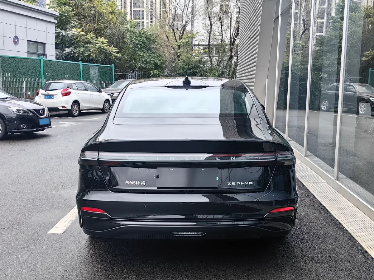 2025 Lincoln Z 2.0T 294HP L4 E-CVT Hybrid,autocango,china used car exporter,china ev exporter,chinese used car exporter,chinese used ev exporter