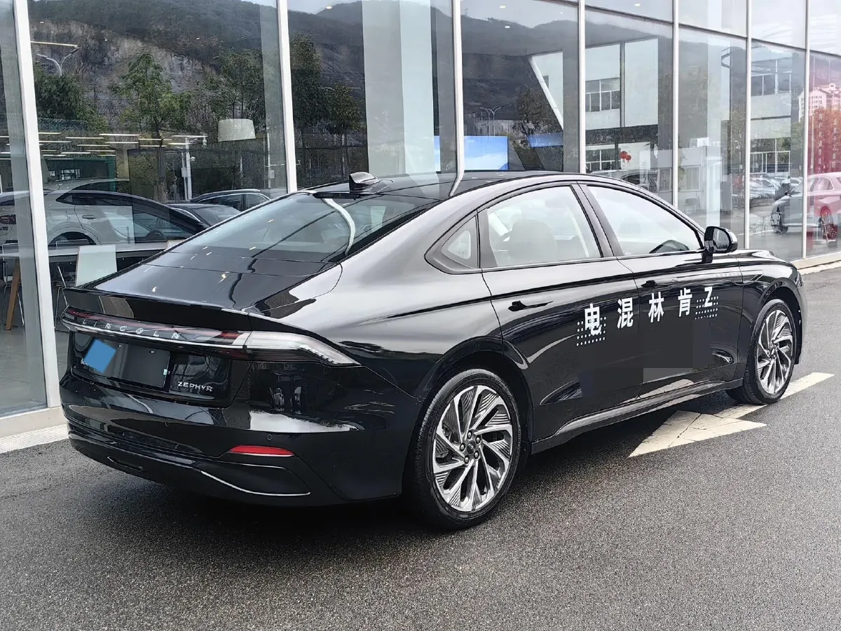 2025 Lincoln Z 2.0T 294HP L4 E-CVT Hybrid,autocango,china used car exporter,china ev exporter,chinese used car exporter,chinese used ev exporter