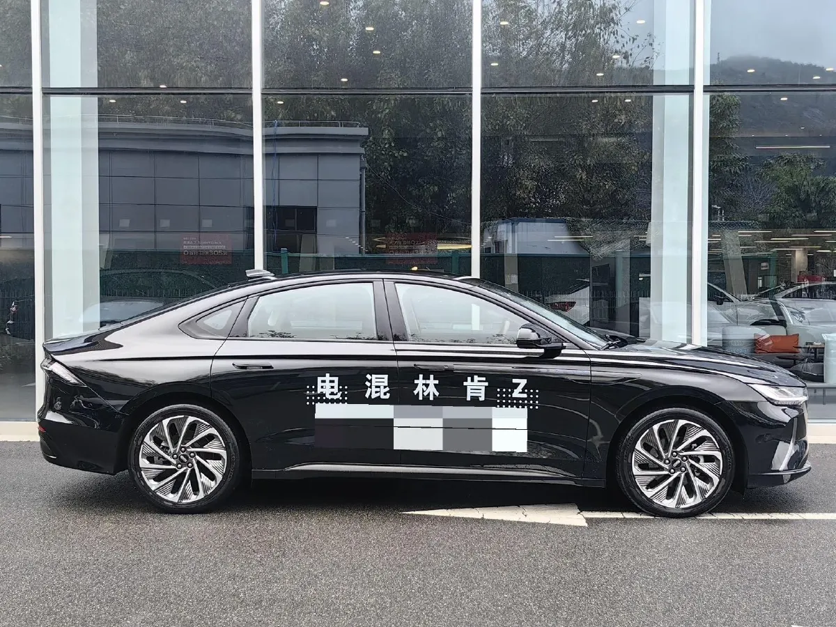 2025 Lincoln Z 2.0T 294HP L4 E-CVT Hybrid,autocango,china used car exporter,china ev exporter,chinese used car exporter,chinese used ev exporter