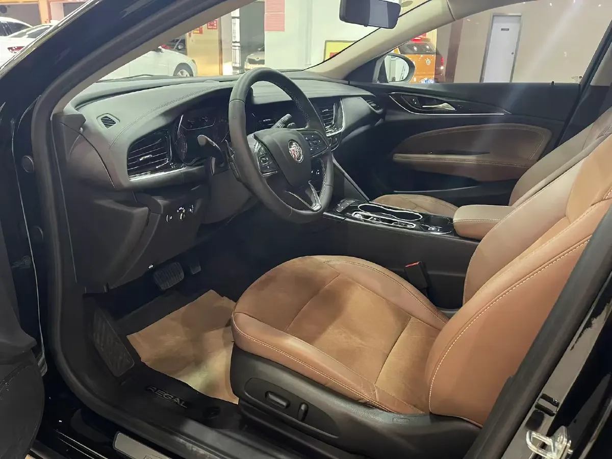 2022 Buick Regal 2.0T 237HP L4 9AT,autocango,china used car exporter,china ev exporter,chinese used car exporter,chinese used ev exporter
