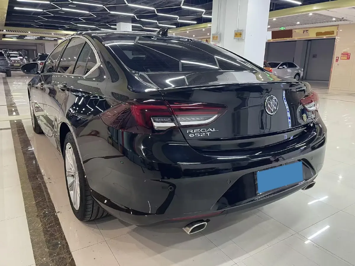 2022 Buick Regal 2.0T 237HP L4 9AT,autocango,china used car exporter,china ev exporter,chinese used car exporter,chinese used ev exporter