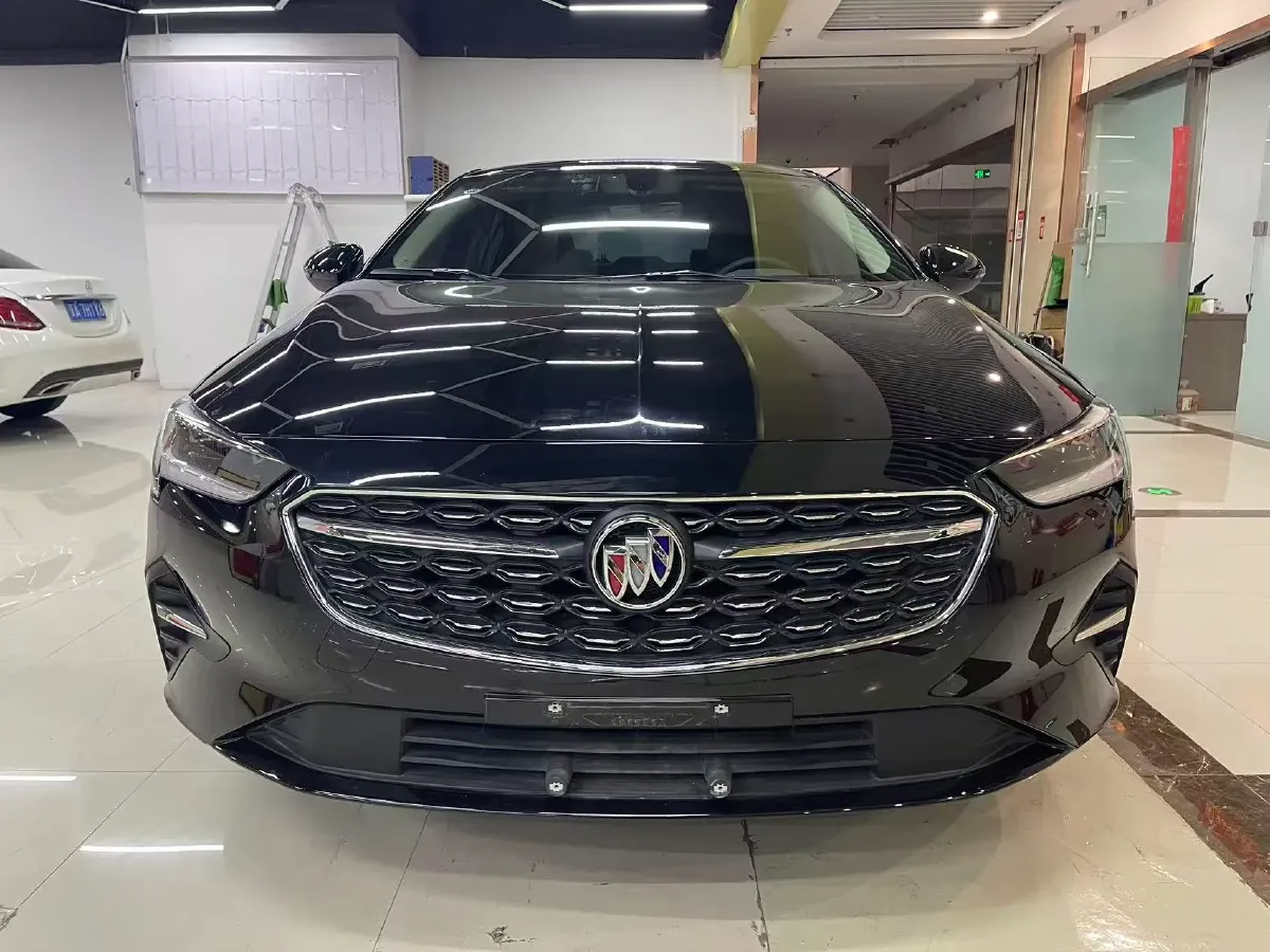 2022 Buick Regal 2.0T 237HP L4 9AT,autocango,china used car exporter,china ev exporter,chinese used car exporter,chinese used ev exporter