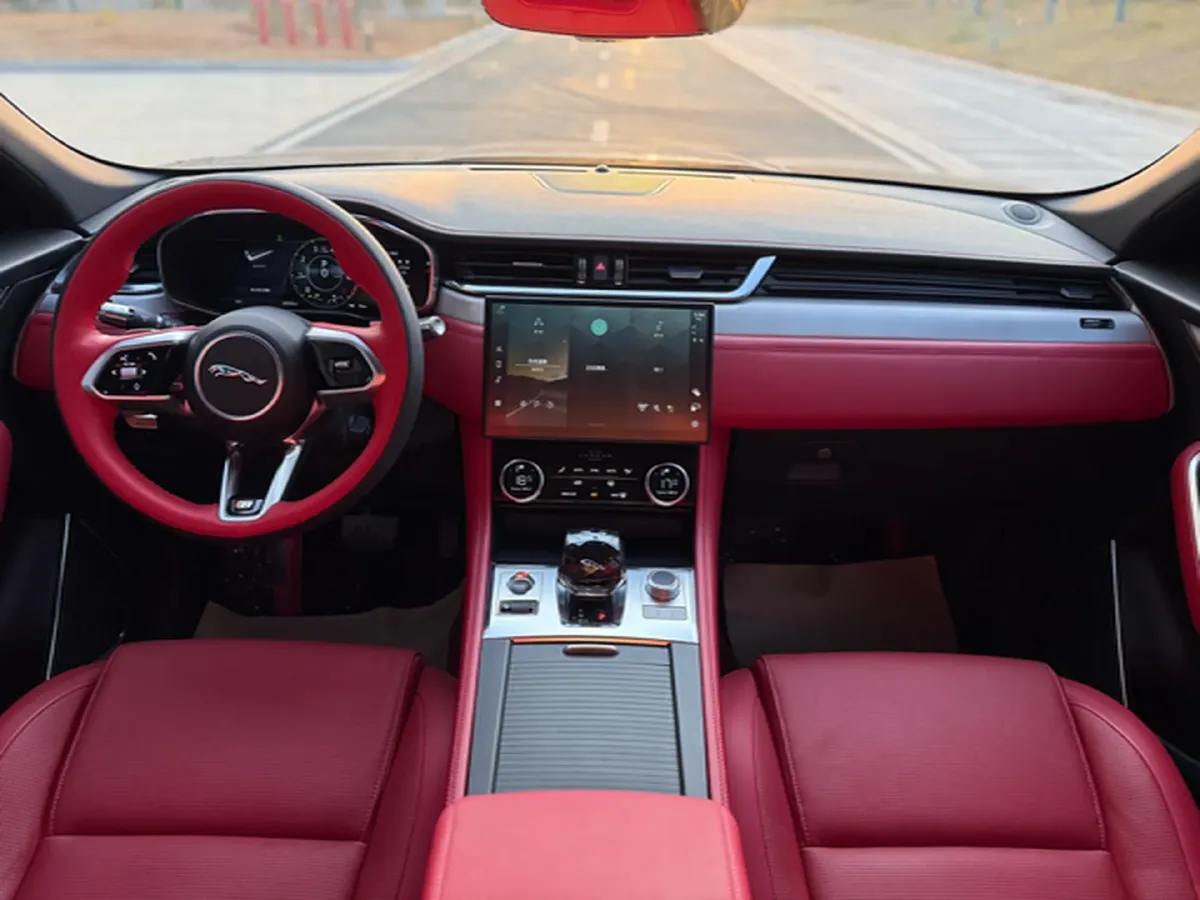 2021 Jaguar F-PACE 2.0T 250HP L4 8AT,autocango,china used car exporter,china ev exporter,chinese used car exporter,chinese used ev exporter