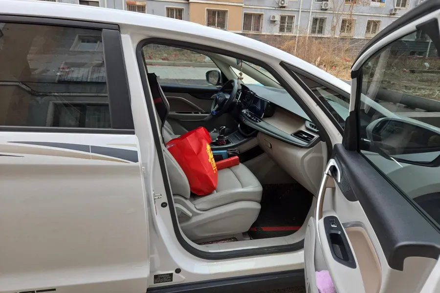 2019 Honda Envix 1.0T 122HP L3 6MT,autocango,china used car exporter,china ev exporter,chinese used car exporter,chinese used ev exporter
