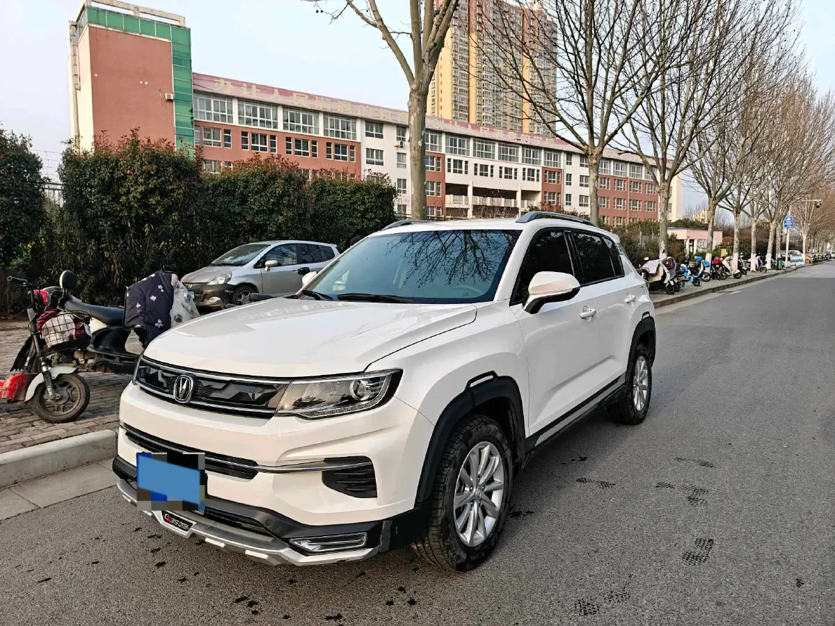 2019 ChangAn CS35 Plus 1.6L 128HP L4 6AT,autocango,china used car exporter,china ev exporter,chinese used car exporter,chinese used ev exporter