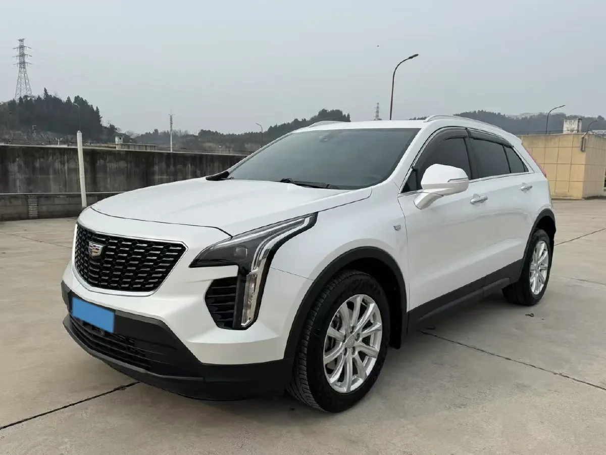 2022 Cadillac XT4 2.0T 237HP L4 9AT,autocango,china used car exporter,china ev exporter,chinese used car exporter,chinese used ev exporter