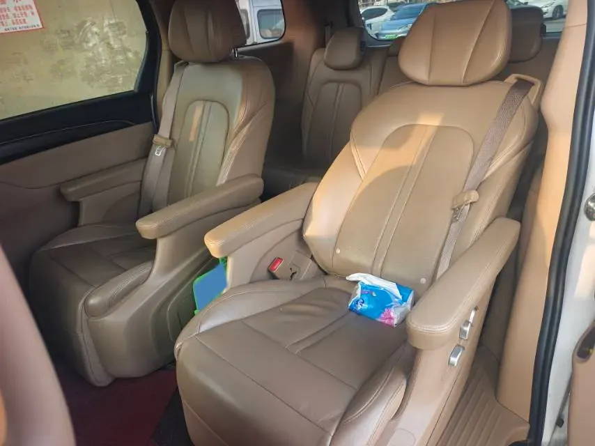 2020 Buick GL8 2.0T 237HP L4 9AT,autocango,china used car exporter,china ev exporter,chinese used car exporter,chinese used ev exporter