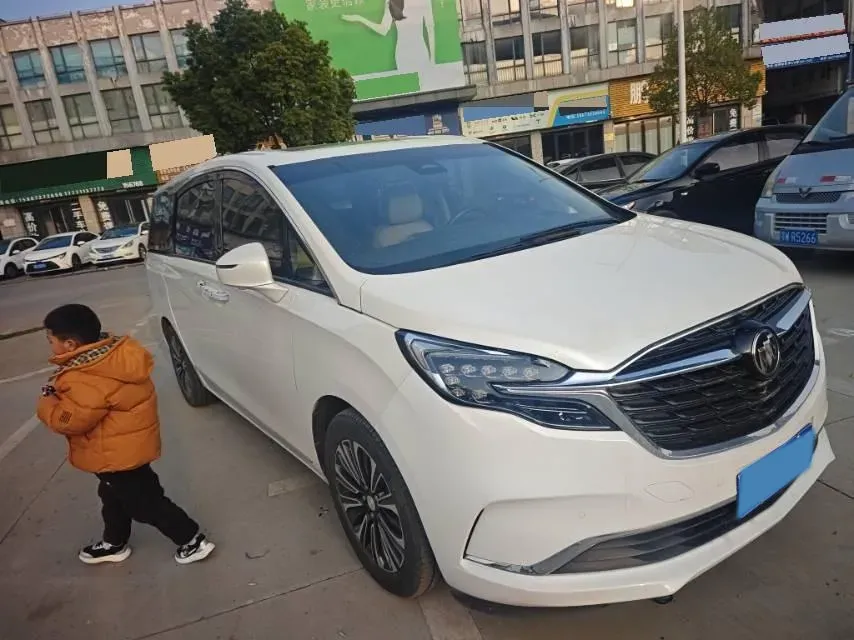 2020 Buick GL8 2.0T 237HP L4 9AT,autocango,china used car exporter,china ev exporter,chinese used car exporter,chinese used ev exporter