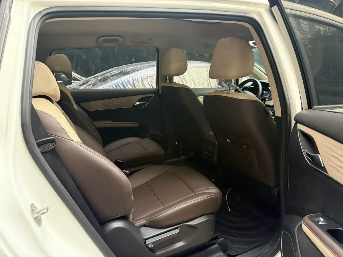 2022 Skyworth HT-i 1.5L 110HP L4 E-CVT PHEV 21.68KWH,autocango,china used car exporter,china ev exporter,chinese used car exporter,chinese used ev exporter