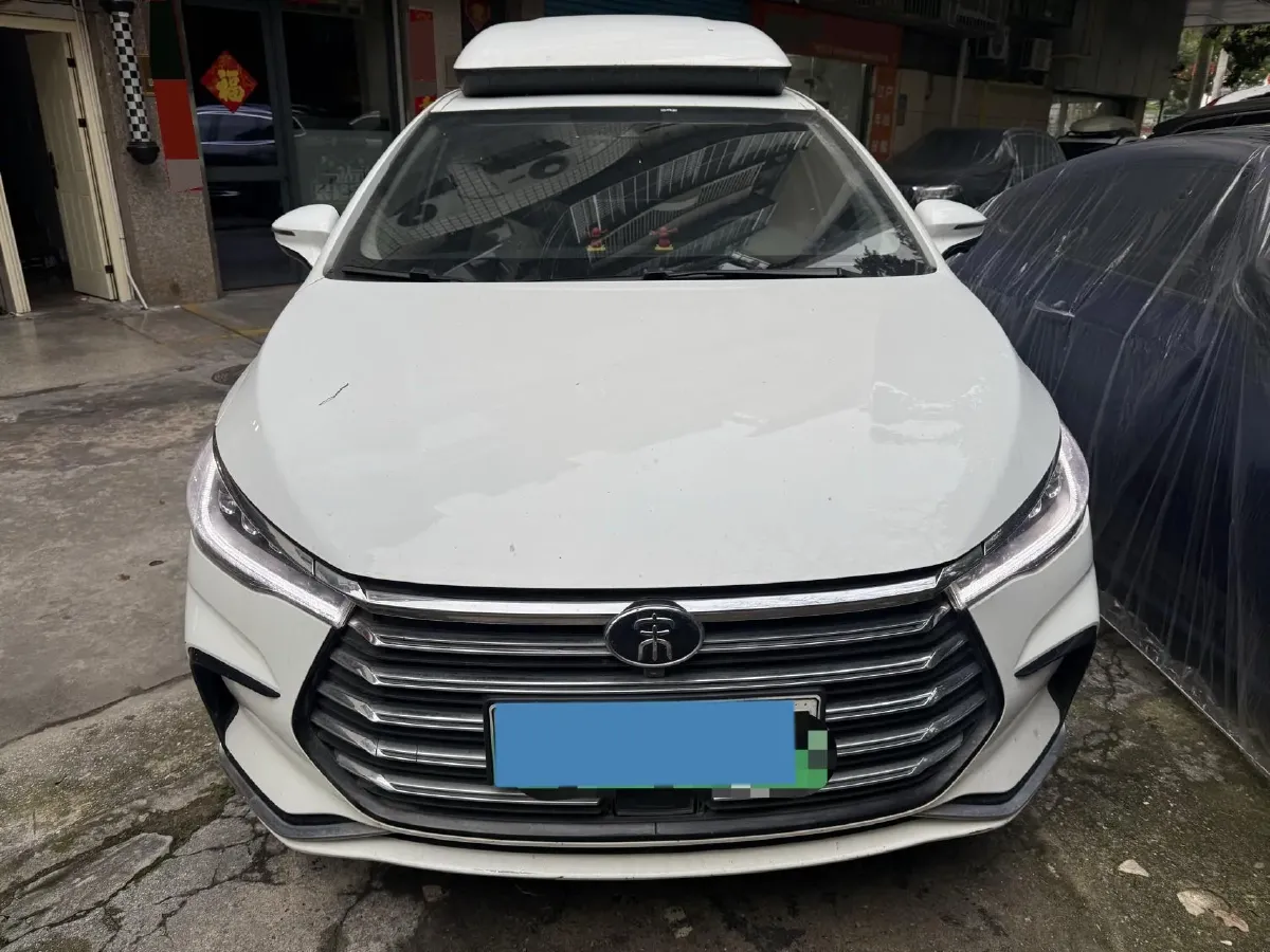 2022 Skyworth HT-i 1.5L 110HP L4 E-CVT PHEV 21.68KWH,autocango,china used car exporter,china ev exporter,chinese used car exporter,chinese used ev exporter