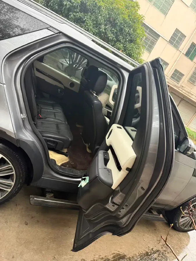 2020 Land Rover Discovery 2.0T 300HP L4 8AT,autocango,china used car exporter,china ev exporter,chinese used car exporter,chinese used ev exporter