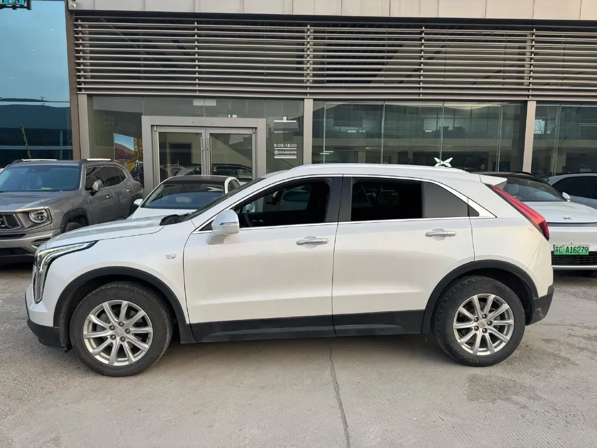 2020 Cadillac XT4 2.0T 241HP L4 9AT,autocango,china used car exporter,china ev exporter,chinese used car exporter,chinese used ev exporter