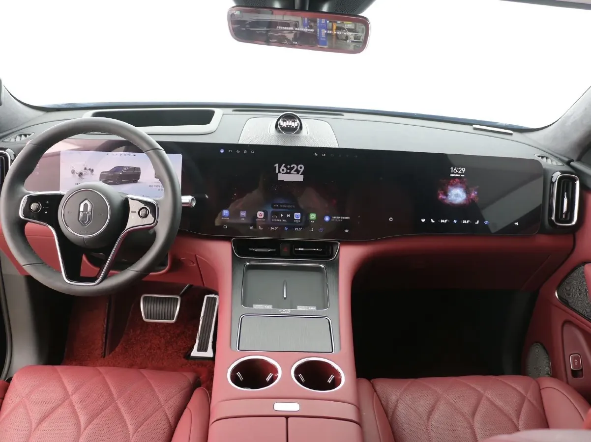 2025 AITO AITO M8 REEV 160HP REEV 53.4KWH,autocango,china used car exporter,china ev exporter,chinese used car exporter,chinese used ev exporter