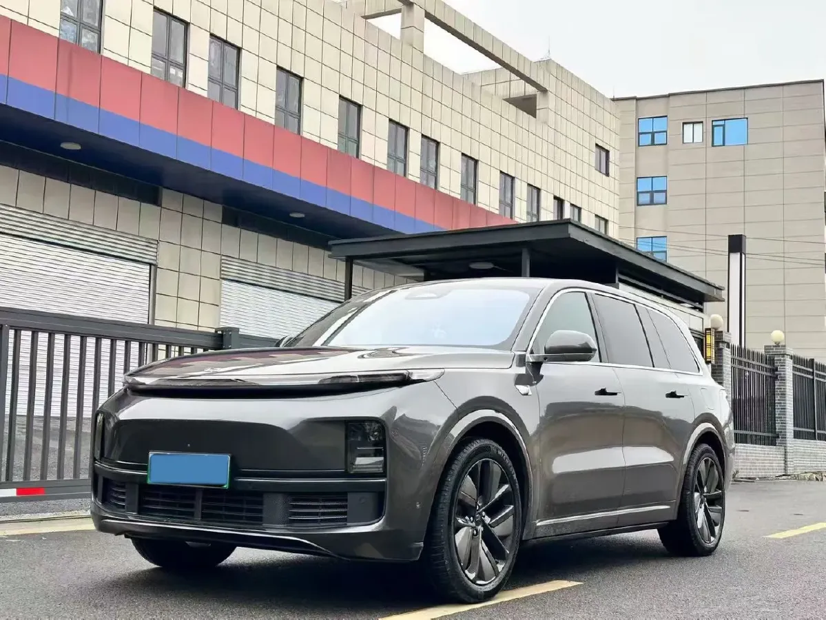 2023 Li L9 Range Extended 154HP REEV 42.6KWH,autocango,china used car exporter,china ev exporter,chinese used car exporter,chinese used ev exporter
