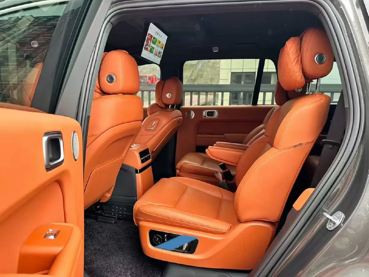 2023 Li L9 Range Extended 154HP REEV 42.6KWH,autocango,china used car exporter,china ev exporter,chinese used car exporter,chinese used ev exporter