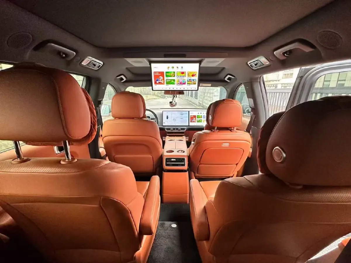 2023 Li L9 Range Extended 154HP REEV 42.6KWH,autocango,china used car exporter,china ev exporter,chinese used car exporter,chinese used ev exporter