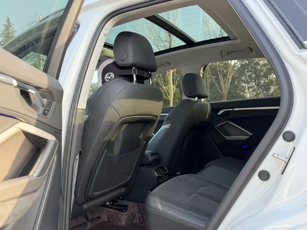 2021 Audi Q3 1.4T 150HP L4 7DCT,autocango,china used car exporter,china ev exporter,chinese used car exporter,chinese used ev exporter