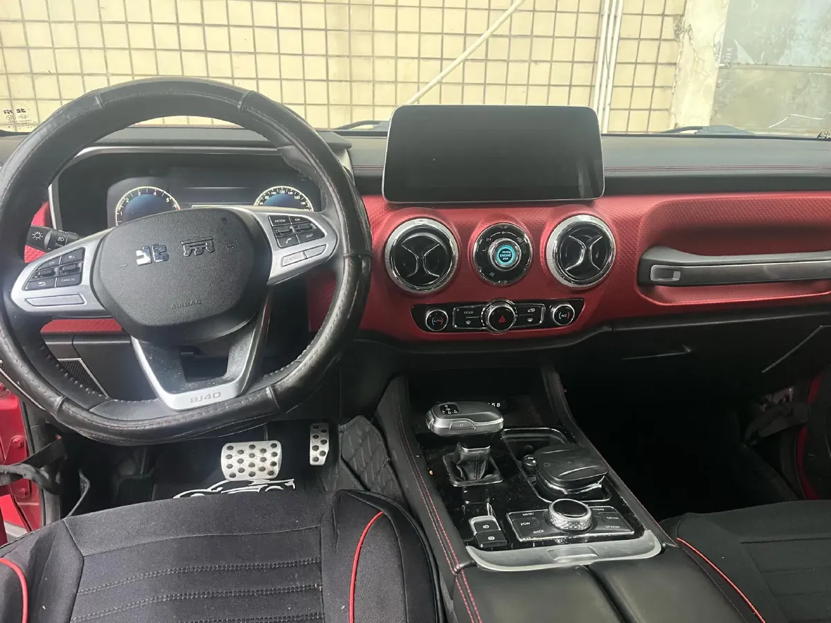 2020 Beijing BJ40 2.0T 224HP L4 8AT,autocango,china used car exporter,china ev exporter,chinese used car exporter,chinese used ev exporter