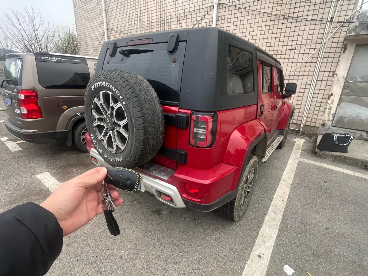 2020 Beijing BJ40 2.0T 224HP L4 8AT,autocango,china used car exporter,china ev exporter,chinese used car exporter,chinese used ev exporter