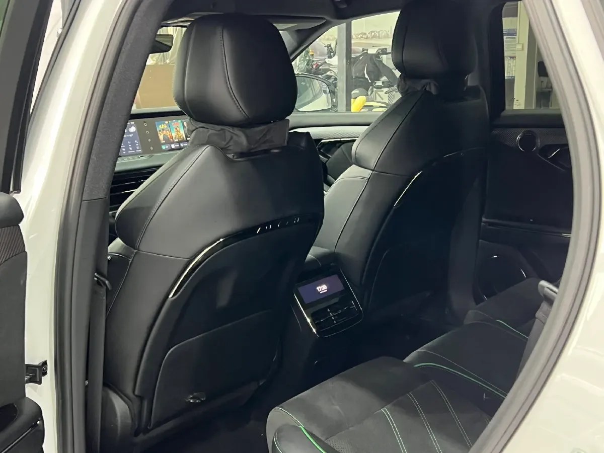 2025 Voyah FREE 1.5T 150HP L4 REEV 43KWH,autocango,china used car exporter,china ev exporter,chinese used car exporter,chinese used ev exporter