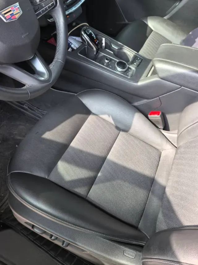 2021 Cadillac XT4 2.0T 237HP L4 9AT,autocango,china used car exporter,china ev exporter,chinese used car exporter,chinese used ev exporter