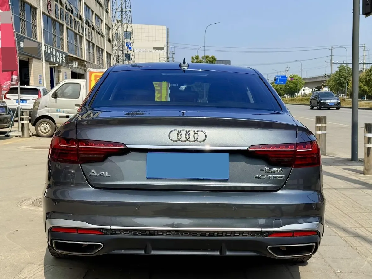 2020 Audi A4L 2.0T 190HP L4 7DCT,autocango,china used car exporter,china ev exporter,chinese used car exporter,chinese used ev exporter