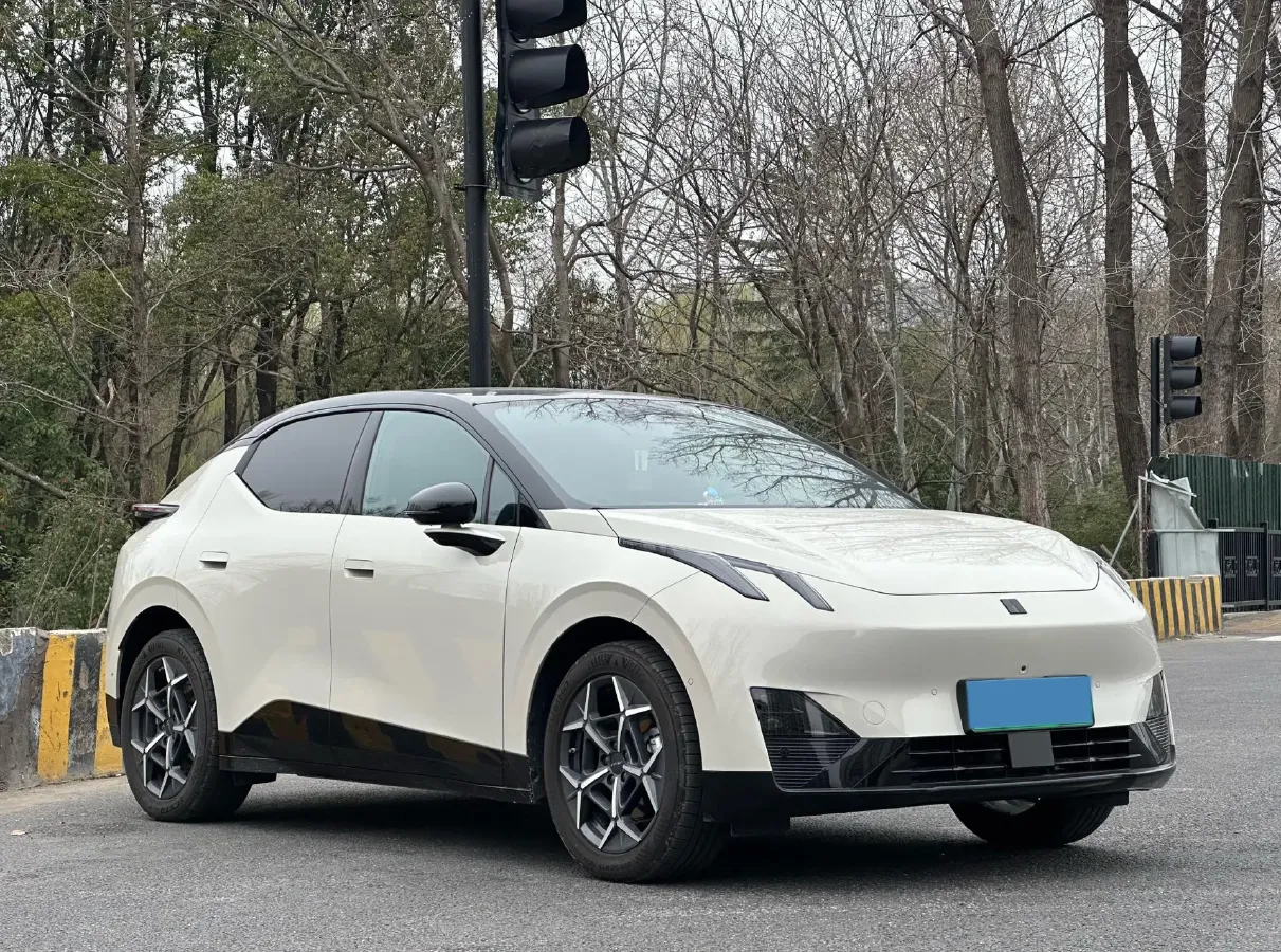 2025 Jetour Freeman 1.5T 184HP L4 7DCT,autocango,china used car exporter,china ev exporter,chinese used car exporter,chinese used ev exporter