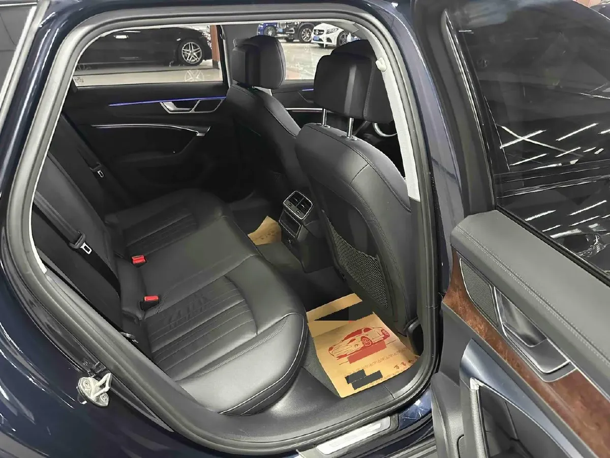 2021 Audi A6 3.0T 340HP V6 7DCT,autocango,china used car exporter,china ev exporter,chinese used car exporter,chinese used ev exporter