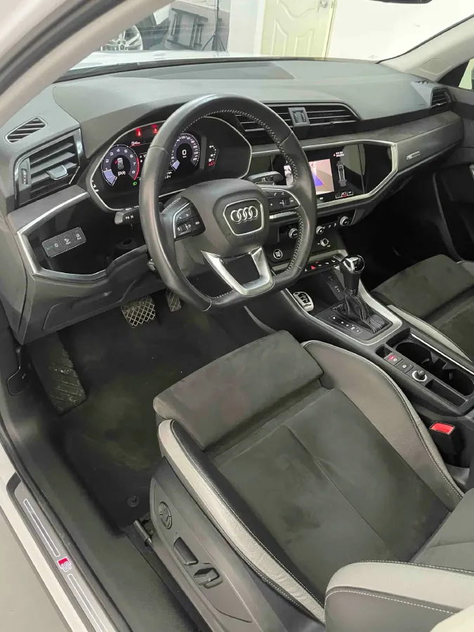 2021 Audi Q3 1.4T 150HP L4 7DCT,autocango,china used car exporter,china ev exporter,chinese used car exporter,chinese used ev exporter