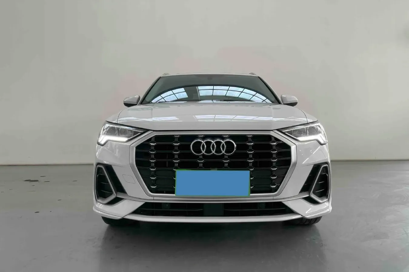 2021 Audi Q3 1.4T 150HP L4 7DCT,autocango,china used car exporter,china ev exporter,chinese used car exporter,chinese used ev exporter