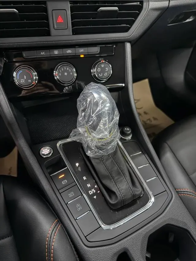 2026 Volkswagen Bora 1.2T 116HP L4 7DCT,autocango,china used car exporter,china ev exporter,chinese used car exporter,chinese used ev exporter