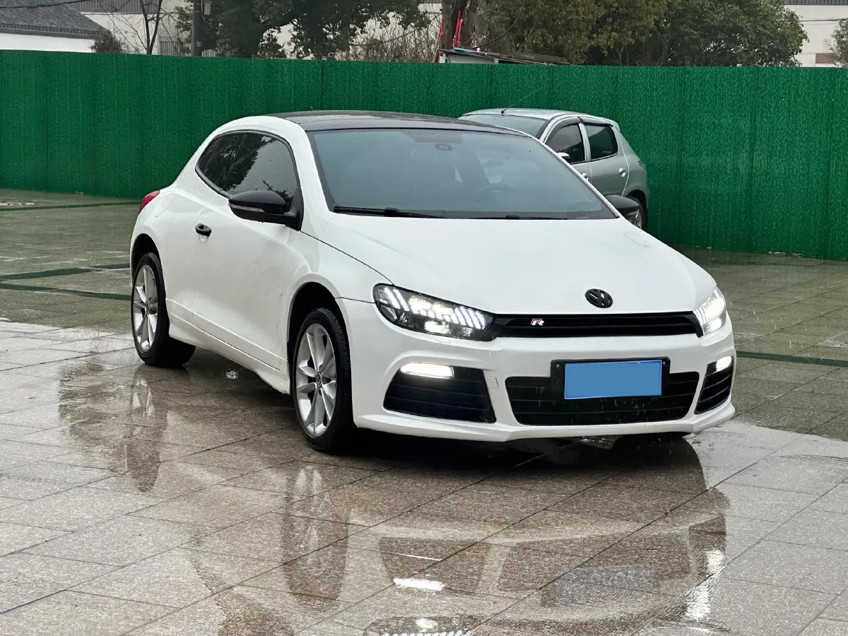 2011 Volkswagen Scirocco 2.0T 211HP L4 6DCT,autocango,china used car exporter,china ev exporter,chinese used car exporter,chinese used ev exporter