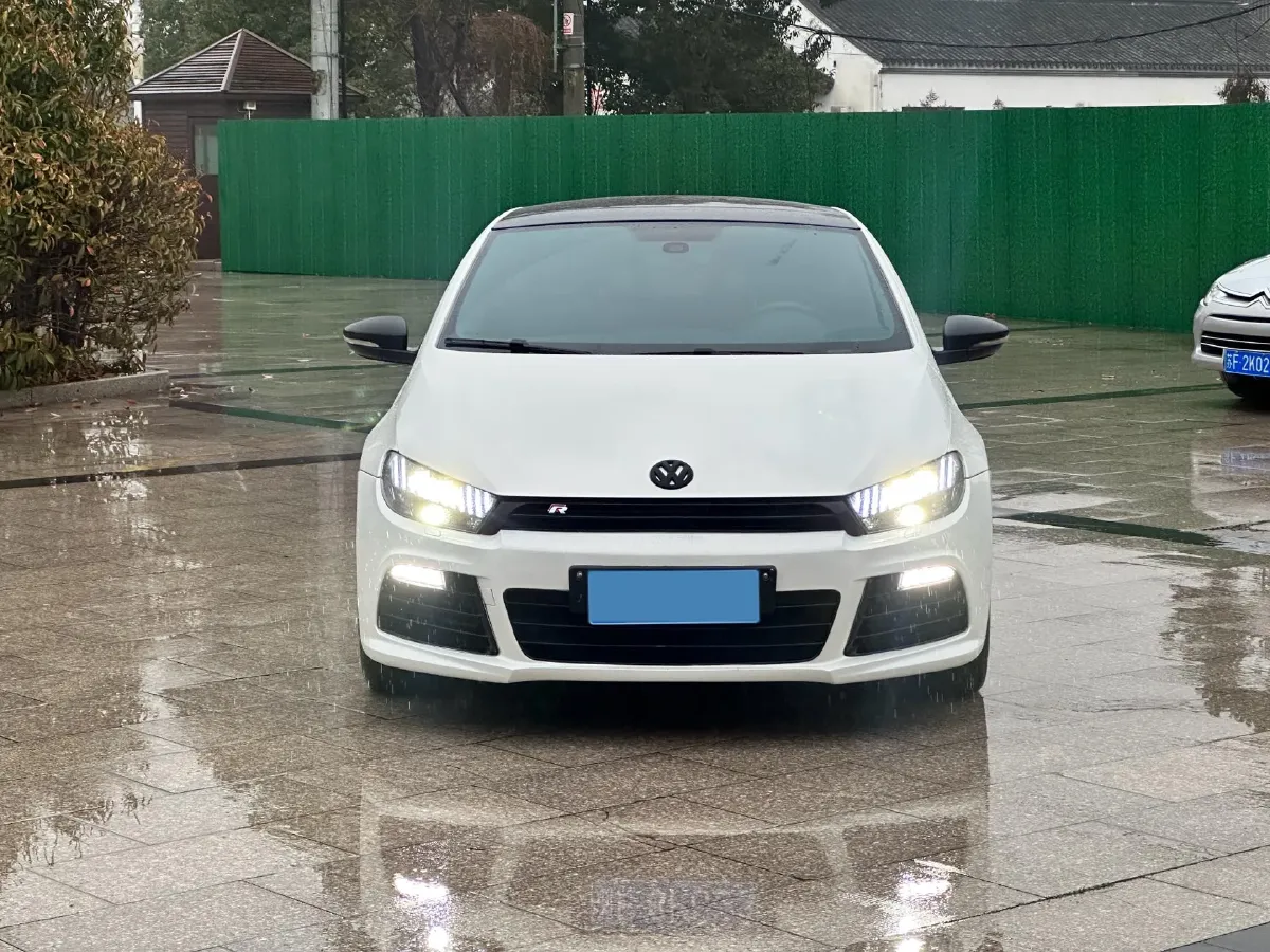2011 Volkswagen Scirocco 2.0T 211HP L4 6DCT,autocango,china used car exporter,china ev exporter,chinese used car exporter,chinese used ev exporter