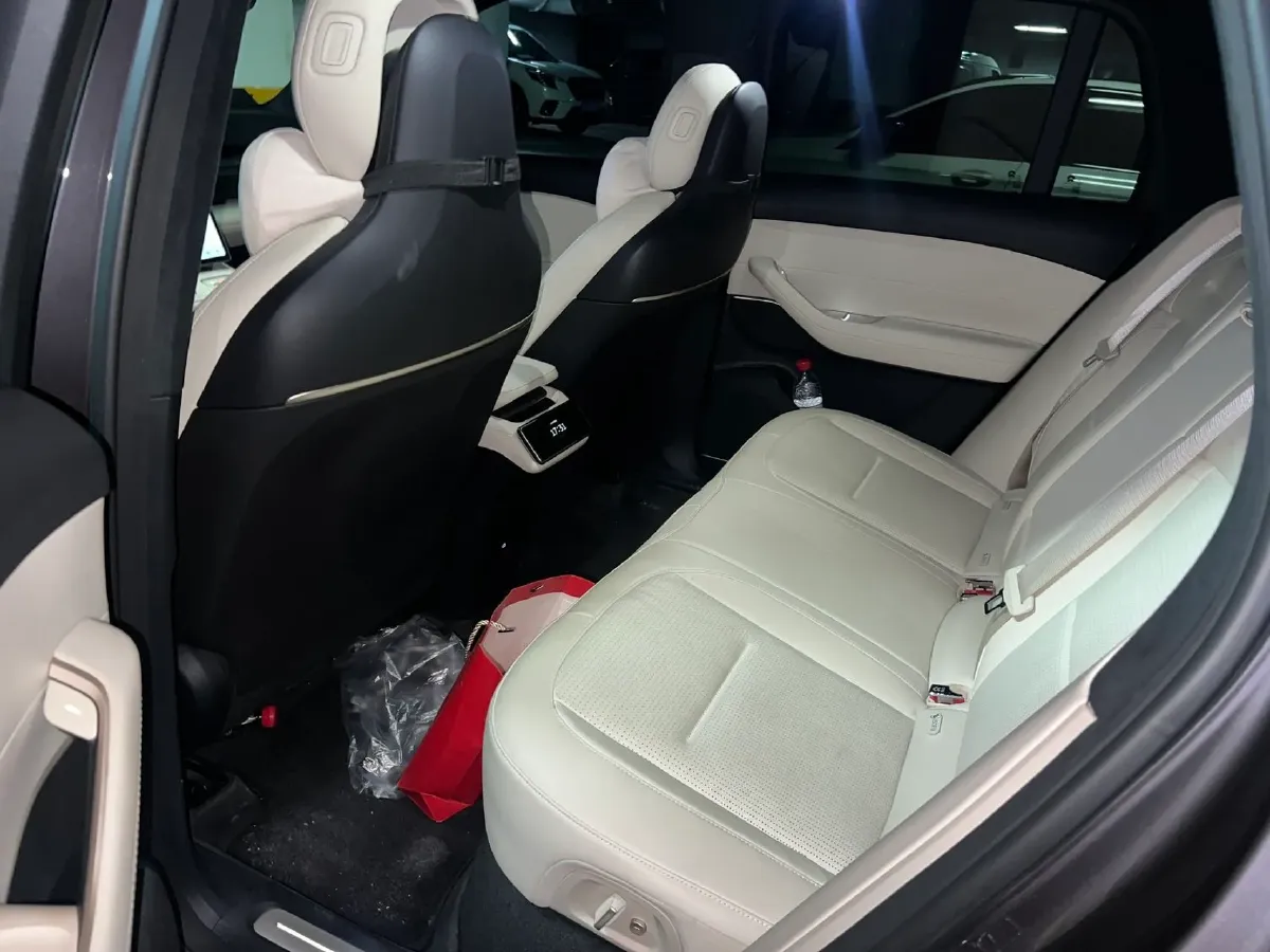 2023 NIO ES6 BEV 75KWH,autocango,china used car exporter,china ev exporter,chinese used car exporter,chinese used ev exporter