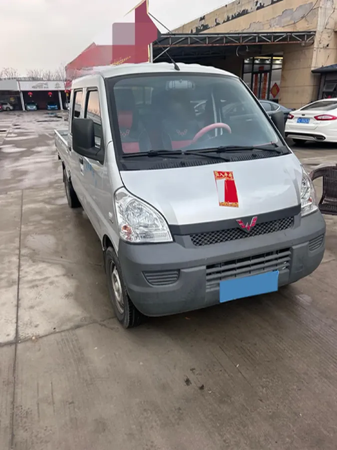 2022 WuLing RongGuang Mini Truck 1.5L 99HP L4 5MT,autocango,china used car exporter,china ev exporter,chinese used car exporter,chinese used ev exporter
