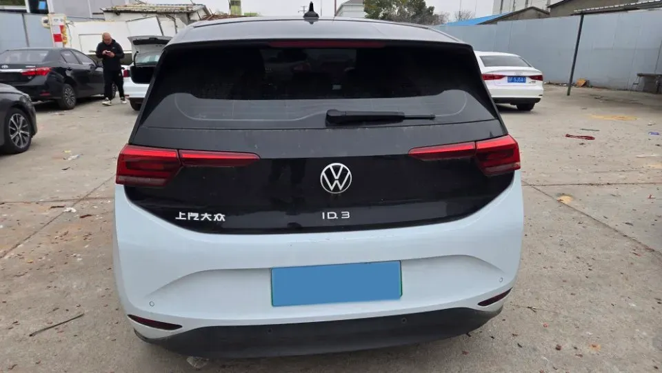 2023 Volkswagen ID.3 BEV 52.8KWH,autocango,china used car exporter,china ev exporter,chinese used car exporter,chinese used ev exporter