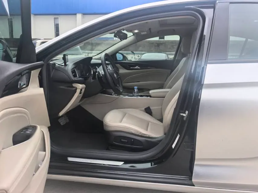 2020 Buick Regal 1.5T 169HP L4 9AT,autocango,china used car exporter,china ev exporter,chinese used car exporter,chinese used ev exporter