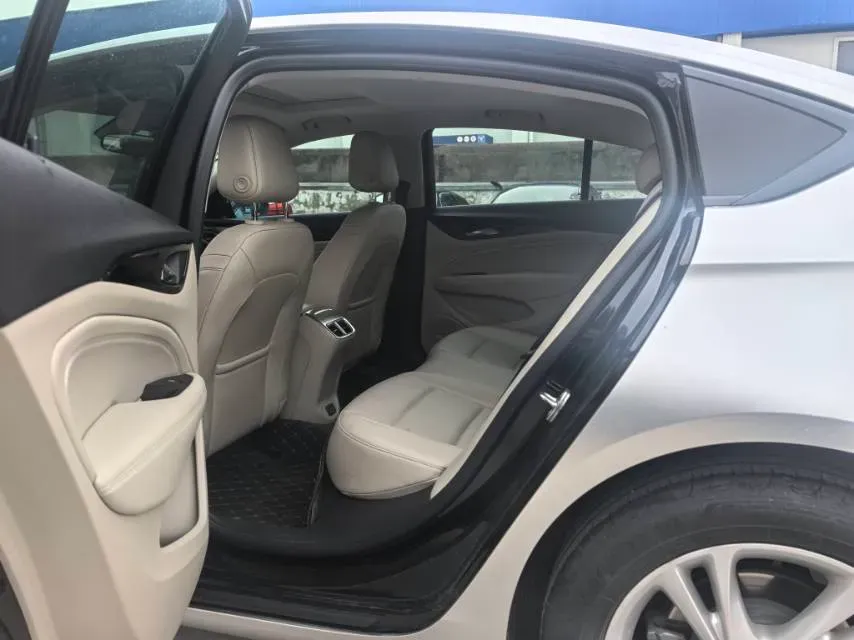 2020 Buick Regal 1.5T 169HP L4 9AT,autocango,china used car exporter,china ev exporter,chinese used car exporter,chinese used ev exporter