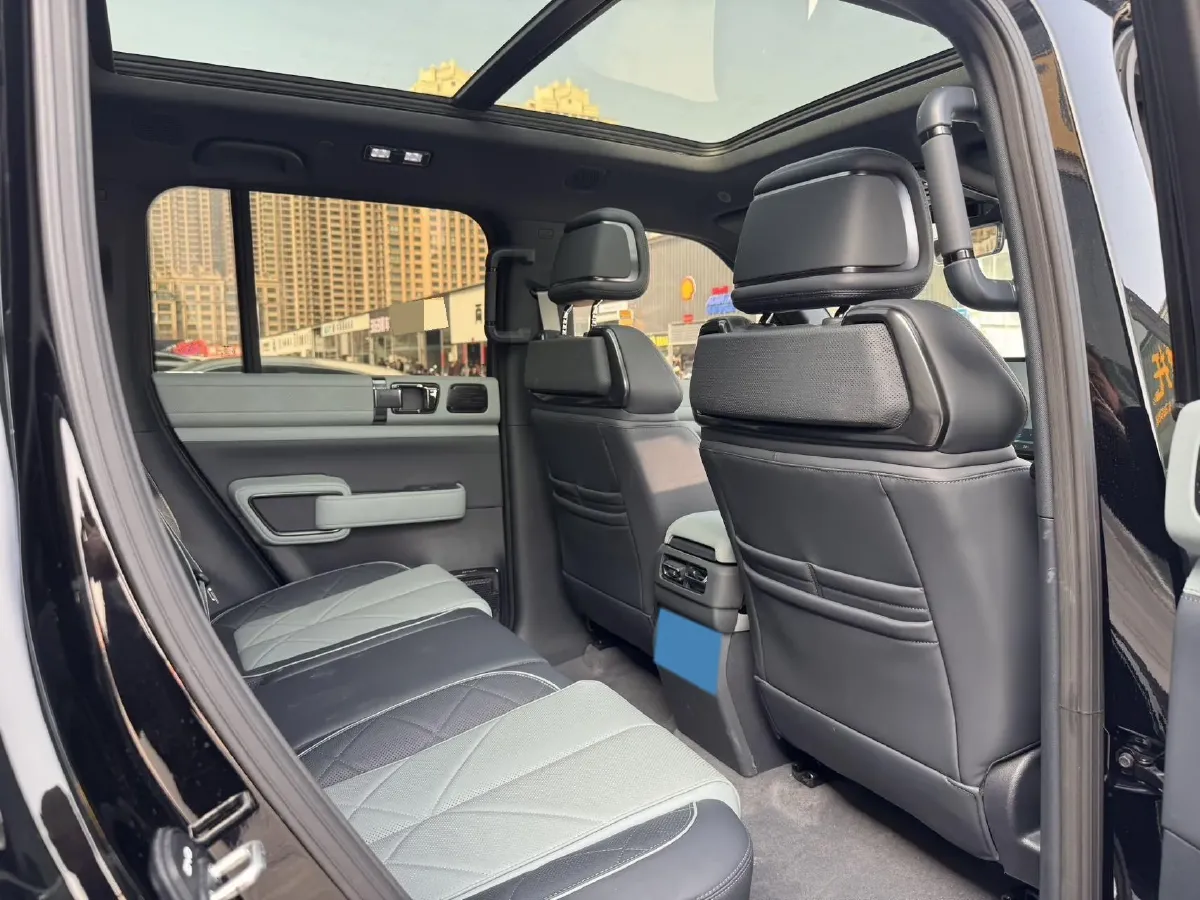 2023 FangChengBao Bao 5 1.5T 194HP L4 E-CVT PHEV 31.8KWH,autocango,china used car exporter,china ev exporter,chinese used car exporter,chinese used ev exporter