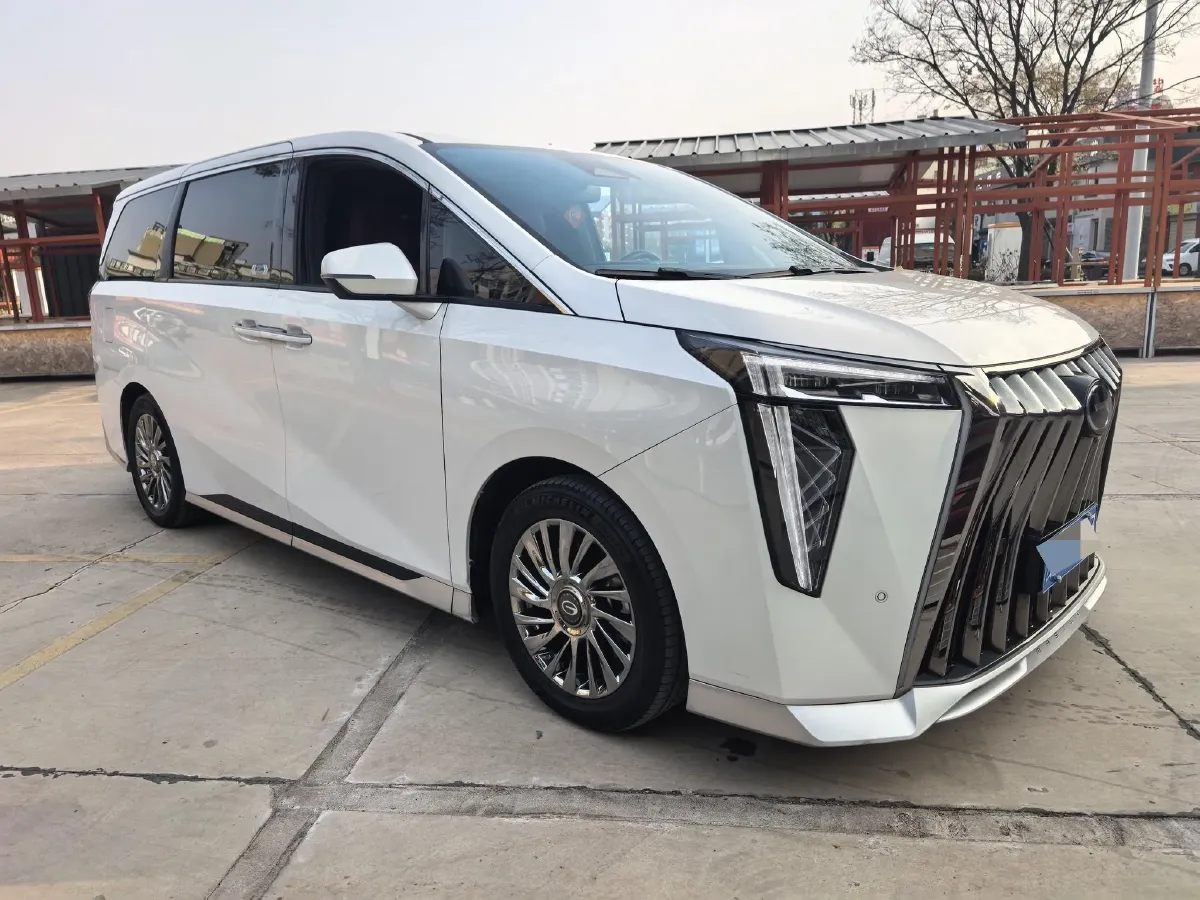 2023 GAC Trumpchi M8 2.0T 252HP L4 8AT,autocango,china used car exporter,china ev exporter,chinese used car exporter,chinese used ev exporter