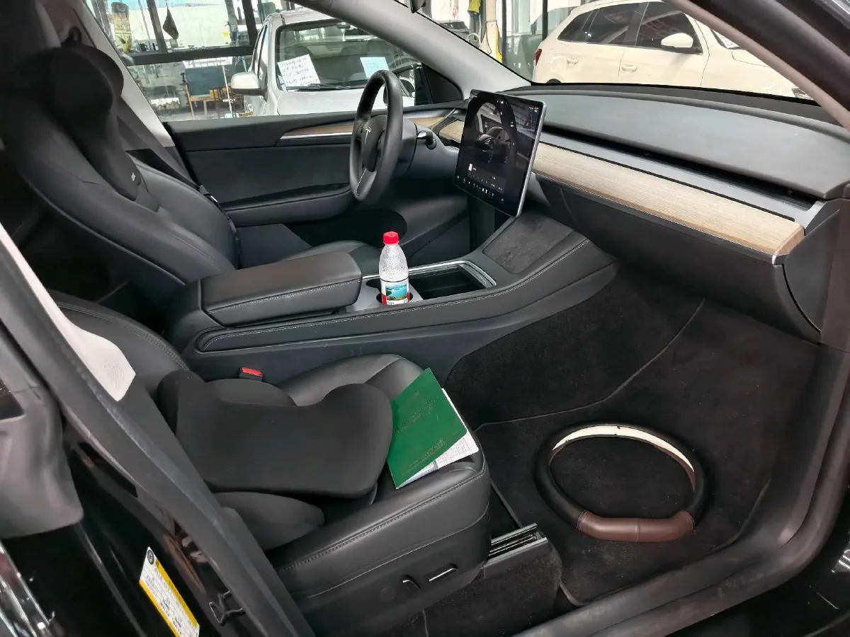 2022 Tesla Model Y BEV 60KWH,autocango,china used car exporter,china ev exporter,chinese used car exporter,chinese used ev exporter