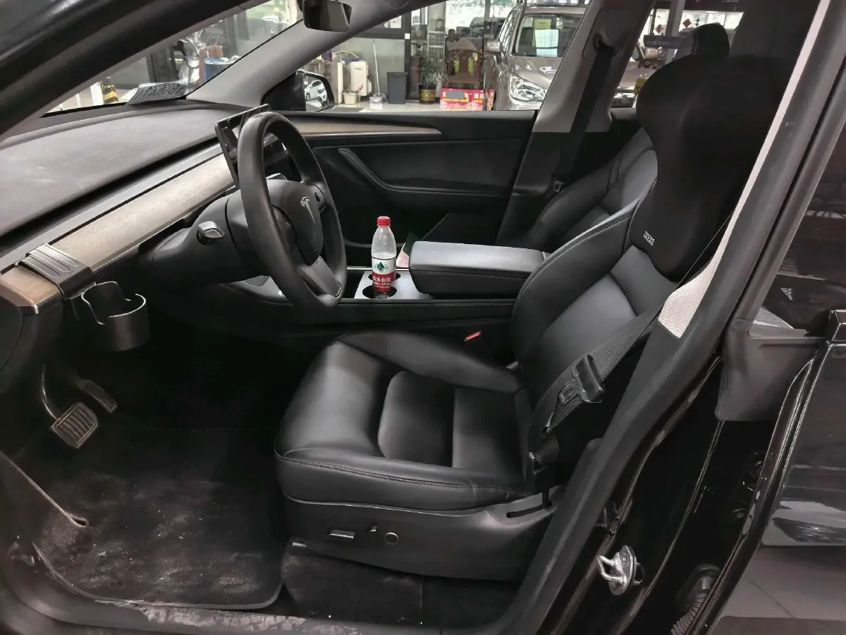 2022 Tesla Model Y BEV 60KWH,autocango,china used car exporter,china ev exporter,chinese used car exporter,chinese used ev exporter