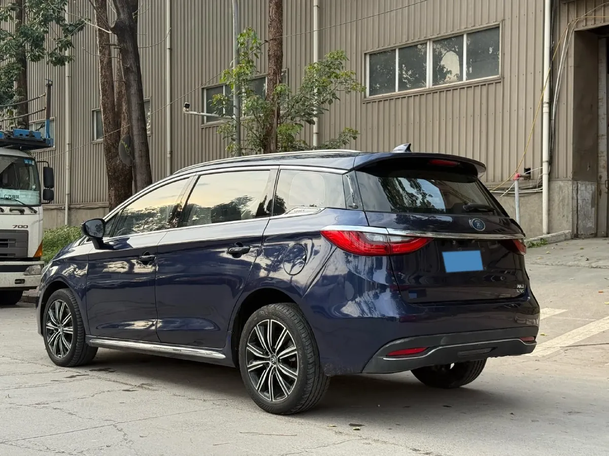 2019 BYD Song MAX 1.5T 154HP L4 6DCT PHEV 15.98KWH,autocango,china used car exporter,china ev exporter,chinese used car exporter,chinese used ev exporter