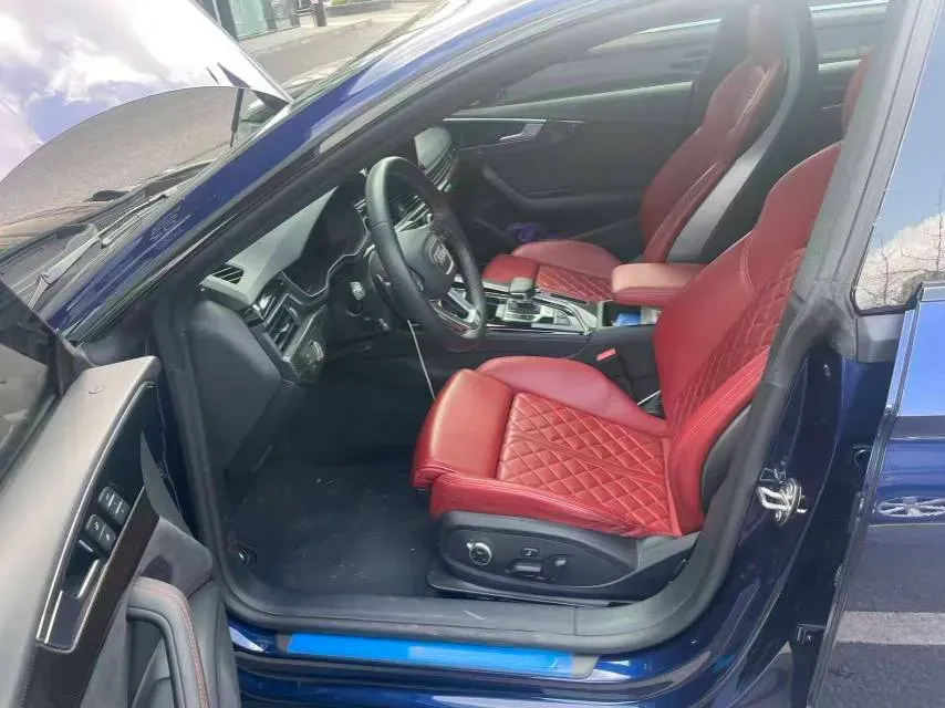 2024 Audi S5 3.0T 354HP V6 8AT,autocango,china used car exporter,china ev exporter,chinese used car exporter,chinese used ev exporter