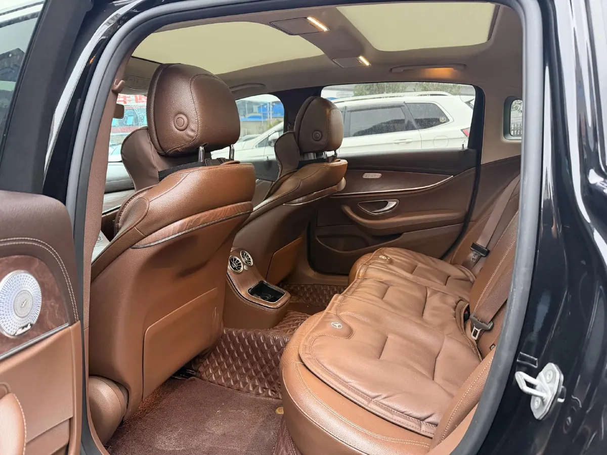 2021 Mercedes-Benz E Class 2.0T 258HP L4 9AT,autocango,china used car exporter,china ev exporter,chinese used car exporter,chinese used ev exporter