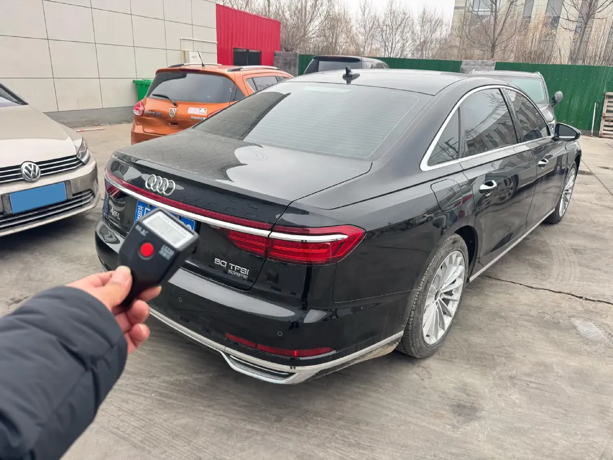 2021 Audi A8 3.0T 286HP V6 8AT,autocango,china used car exporter,china ev exporter,chinese used car exporter,chinese used ev exporter