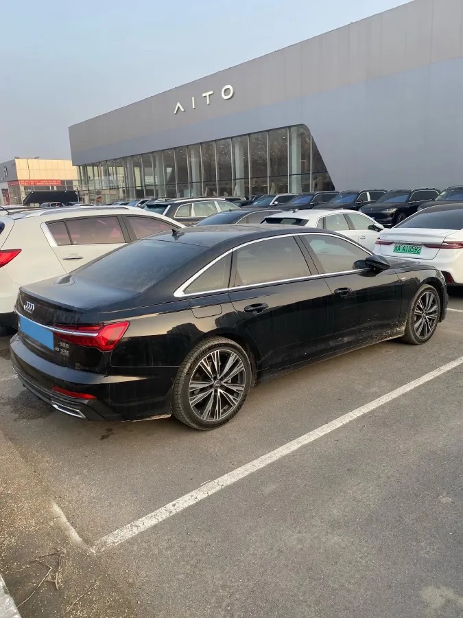 2020 Audi A6L 2.0T 224HP L4 7DCT,autocango,china used car exporter,china ev exporter,chinese used car exporter,chinese used ev exporter
