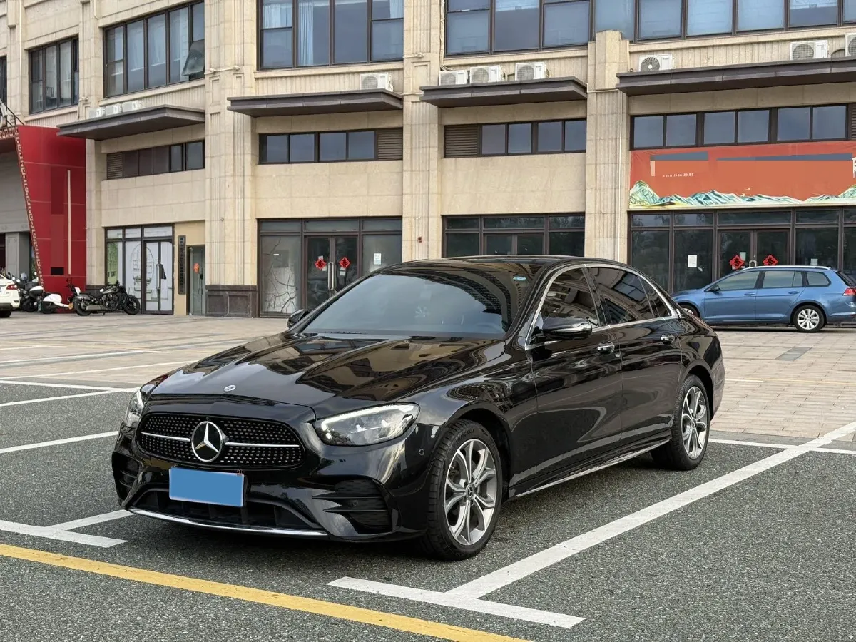 2022 Mercedes-Benz GLC Class 2.0T 258HP L4 9AT,autocango,china used car exporter,china ev exporter,chinese used car exporter,chinese used ev exporter