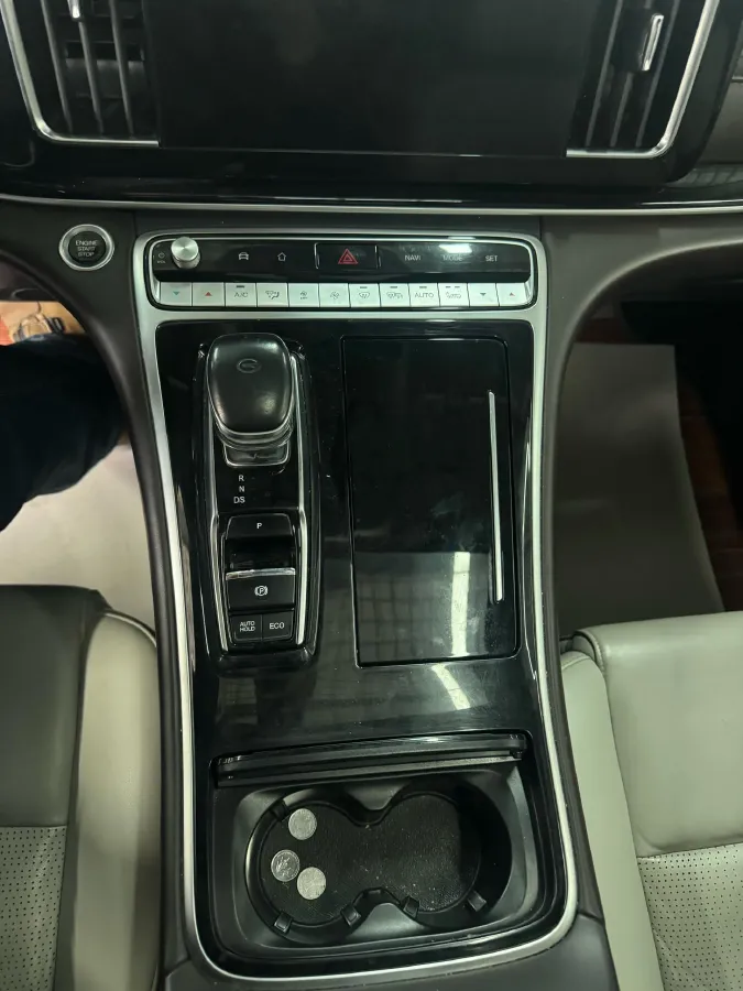 2021 GAC Trumpchi M8 2.0T 252HP L4 8AT,autocango,china used car exporter,china ev exporter,chinese used car exporter,chinese used ev exporter